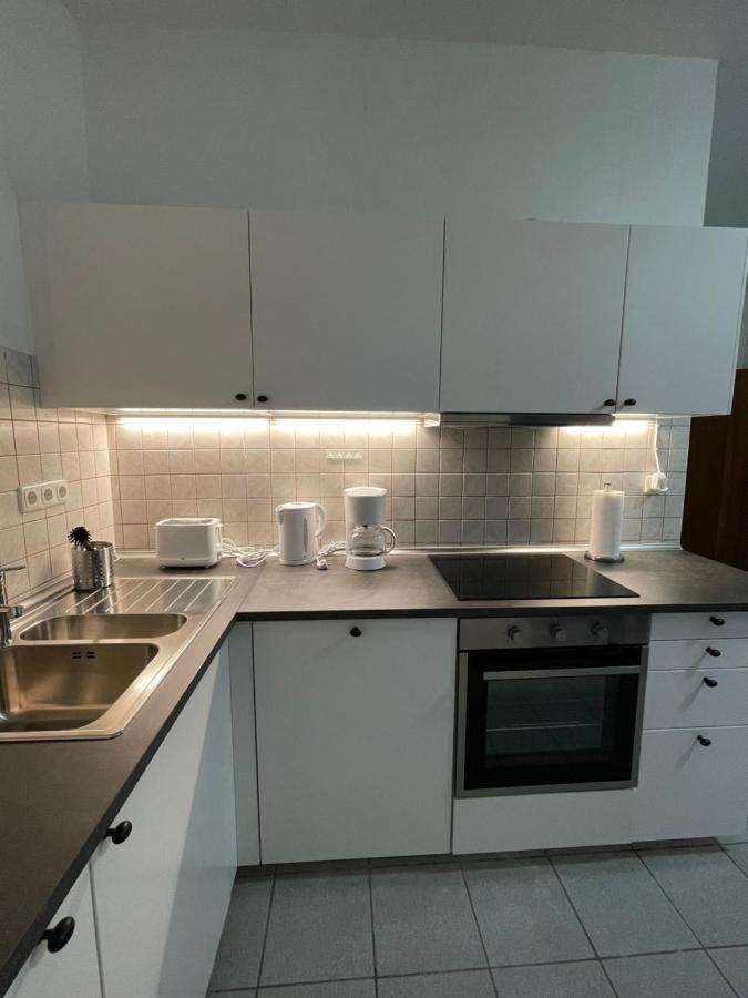 Comfortable Shared Apartment With Private Room In Wesseling Exterior photo