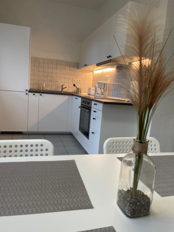 Comfortable Shared Apartment With Private Room In Wesseling Exterior photo