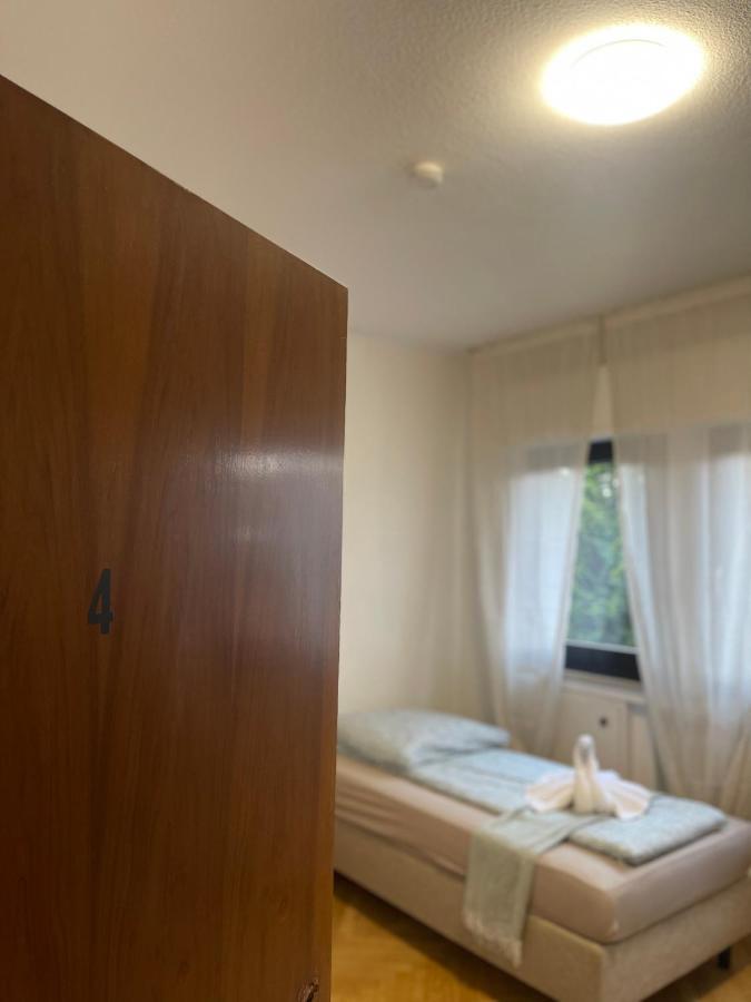 Comfortable Shared Apartment With Private Room In Wesseling Exterior photo