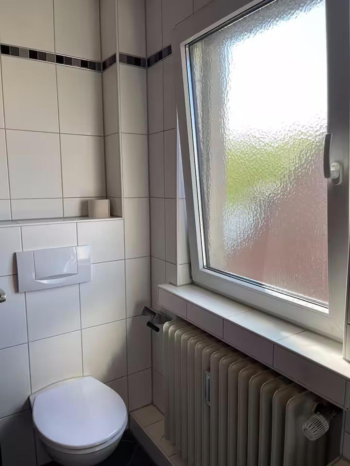 Comfortable Shared Apartment With Private Room In Wesseling Exterior photo